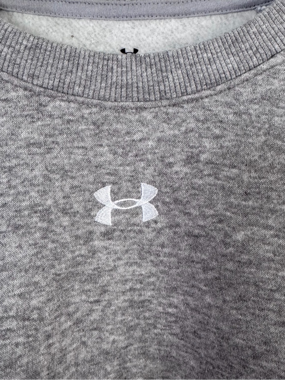 Under Armour Gray Fleece Crewneck Sweatshirt Size L - Picture 3 of 5